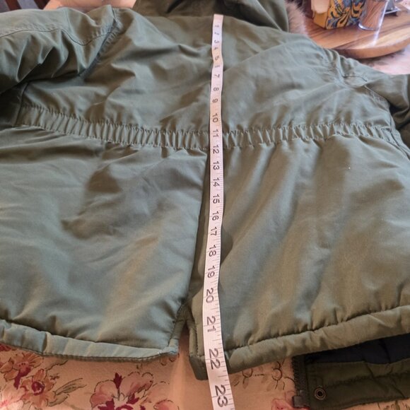 Carter’s Baby Boys Faux Fur Hooded Parka Winter Coat Green Boys Size 8 - Picture 4 of 9